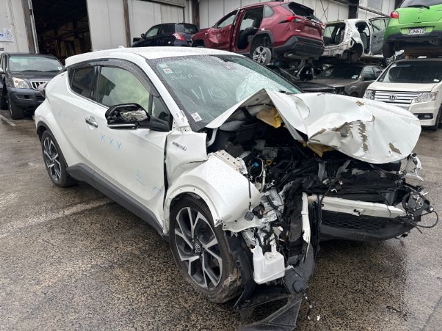 Toyota C-HR ZYX10