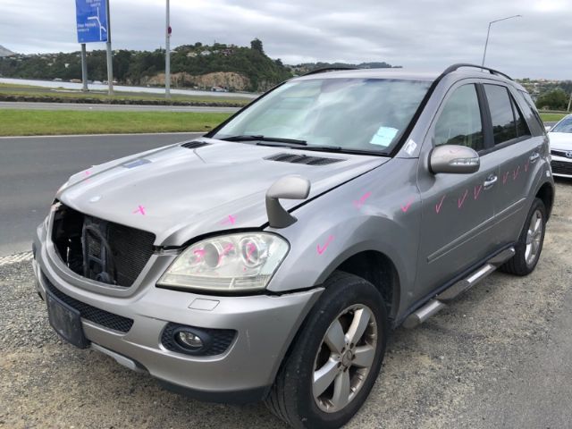Mercedes-Benz ML ML500