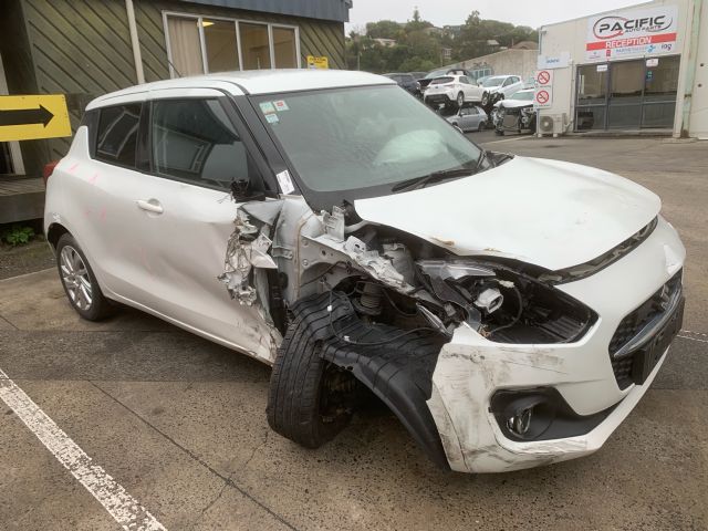 Suzuki Swift ZCA3