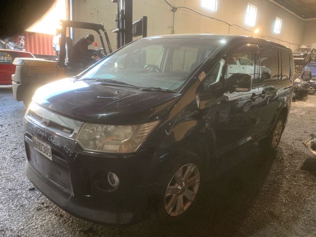 Mitsubishi Delica CV5W